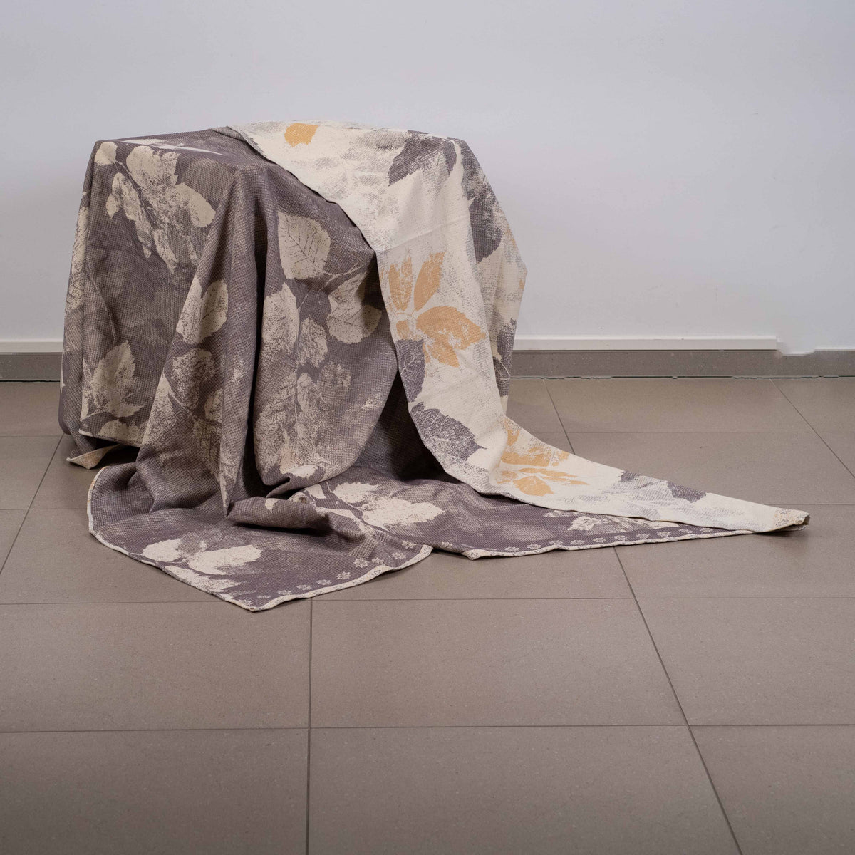 Gold Flower bedcover