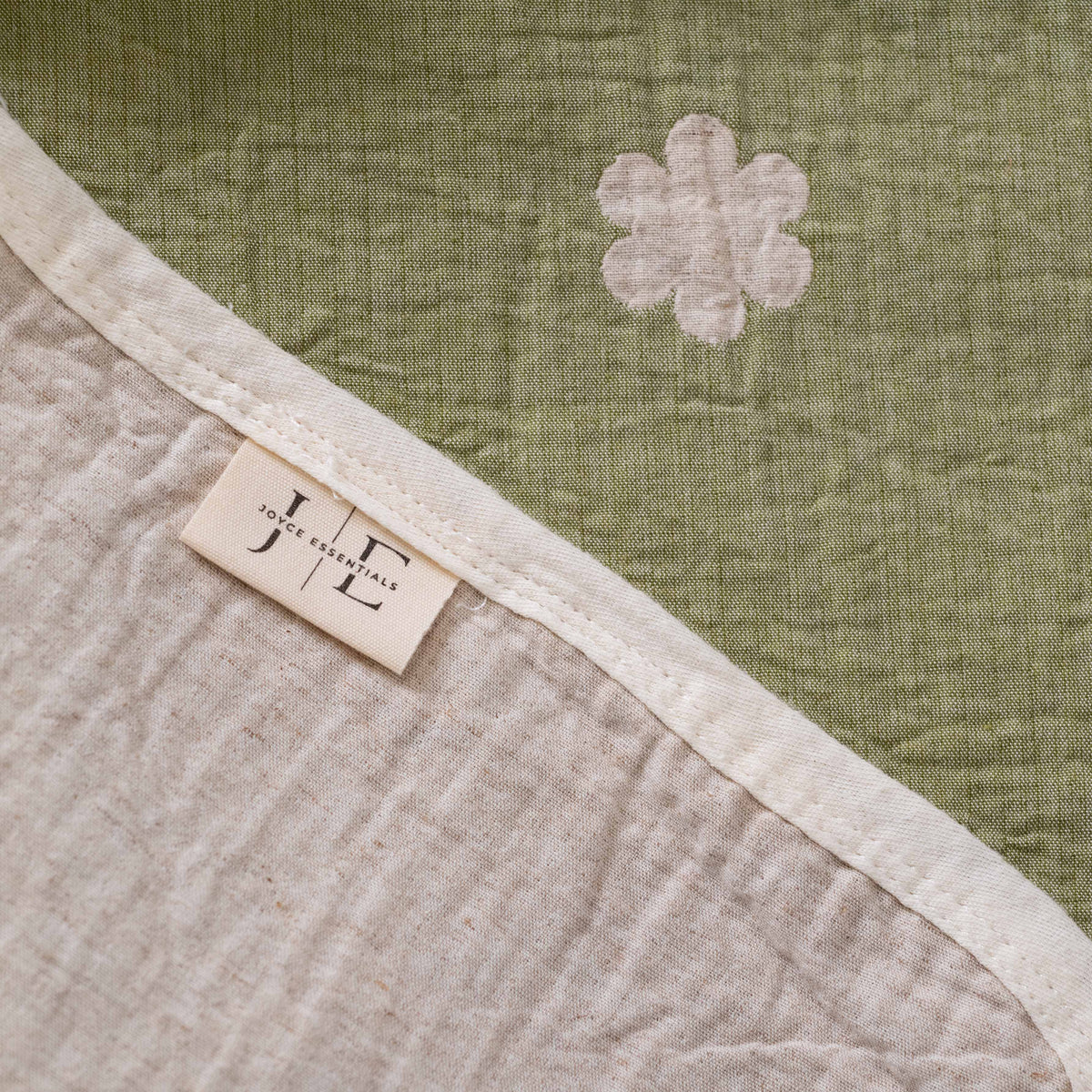 Five Petals bed sheet