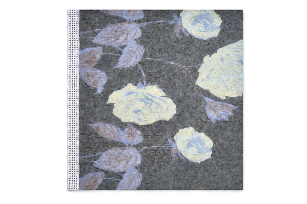 21 White and Blue Linen Bedsheet